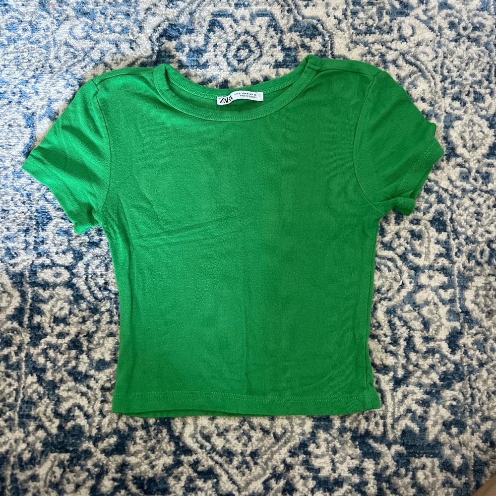 ZARA Baby Tee | Soft Green | Size S | Casual Crop Top